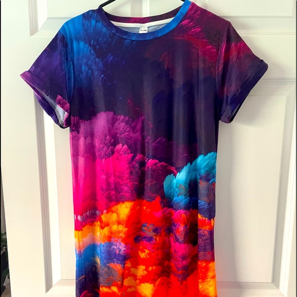 T-Shirt Dress - Picture 1 of 4